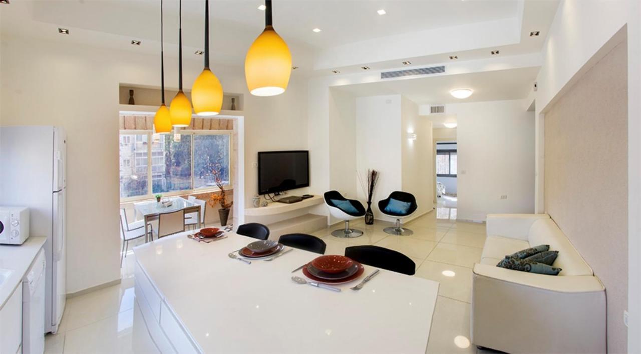 Luxury Apartment In The Heart Of The German Colony Jeruzalem Buitenkant foto